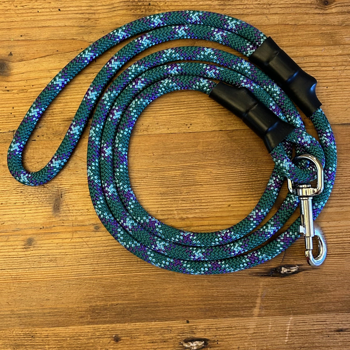 Standard Clip Leash in Forest