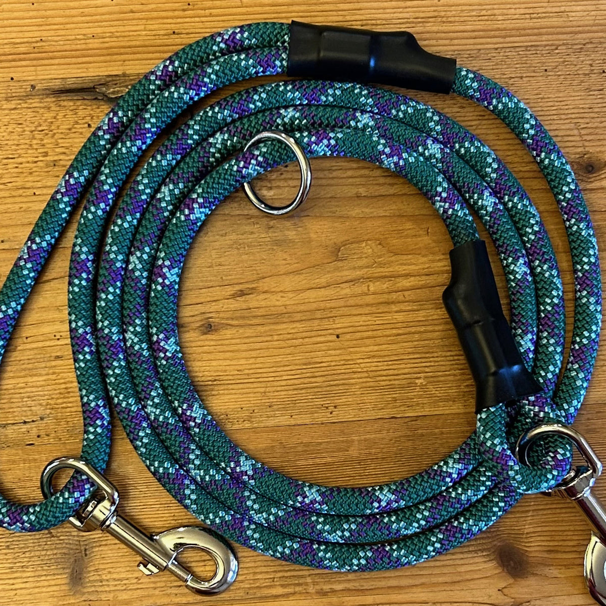 Hands-Free Standard Clip Leash in Forest